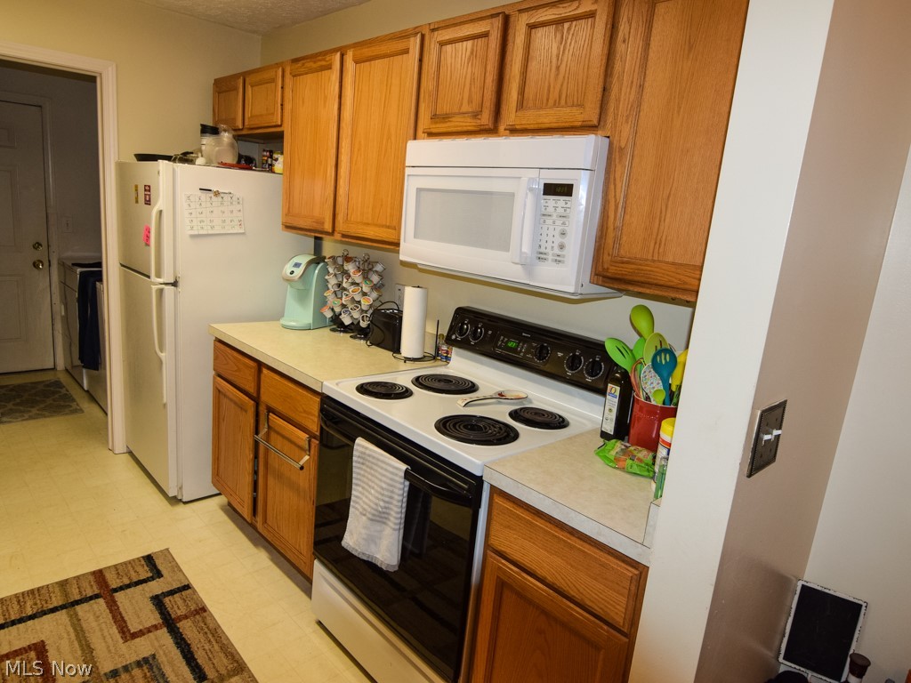 Lenox Greens Condo - Residential