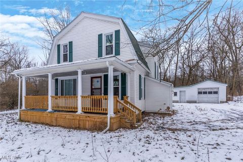 Homes For Sale - 5910 Chestnut Ridge Road<br/> Trumbull County, Hubbard, OH 44425