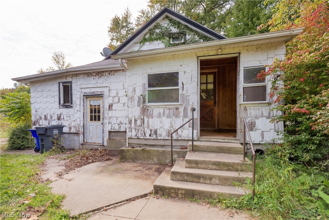 4280 Sandy Lake Road