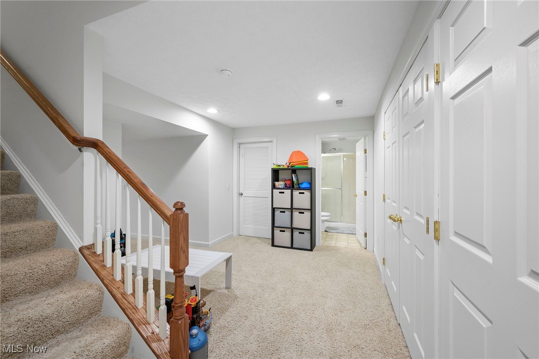 649 Chilham Circle, Uniontown, Ohio image 40