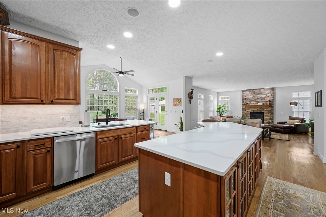 649 Chilham Circle, Uniontown, Ohio image 10