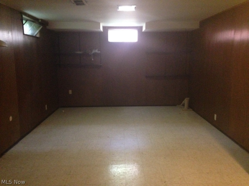 Sunset View - Residential Lease