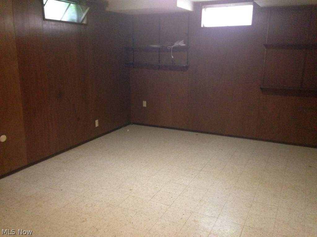 Sunset View - Residential Lease