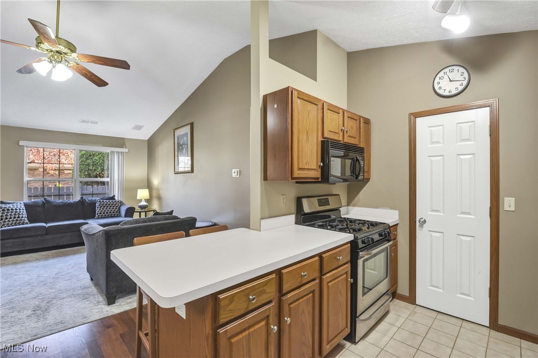 Devonshire Meadows Condo - Residential