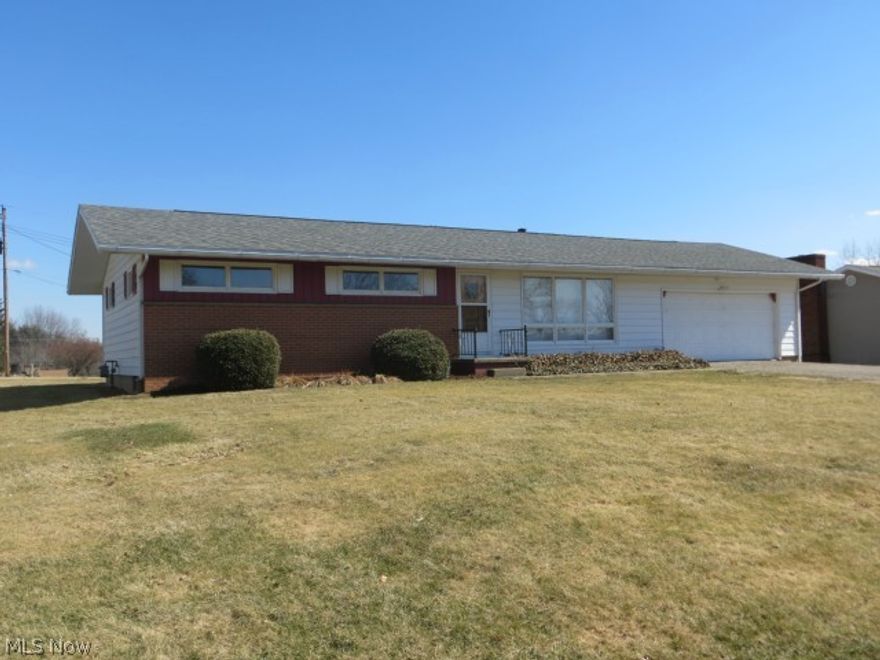 Easy one level living on a quiet dead end street.  This 3 bedroom, 2 bath home features hardwood floors, fully appliance kitchen with Amish crafted oak cabinets with tons of storage and large pantry.  Tons of new/newer ....fresh paint, roof, gas boiler, bath fitter tub, well pump and holding tank.  Freshly painted full basement would make a great rec room.  Large level lot with extra parking pad. $12 assessment $195 homestead exempt