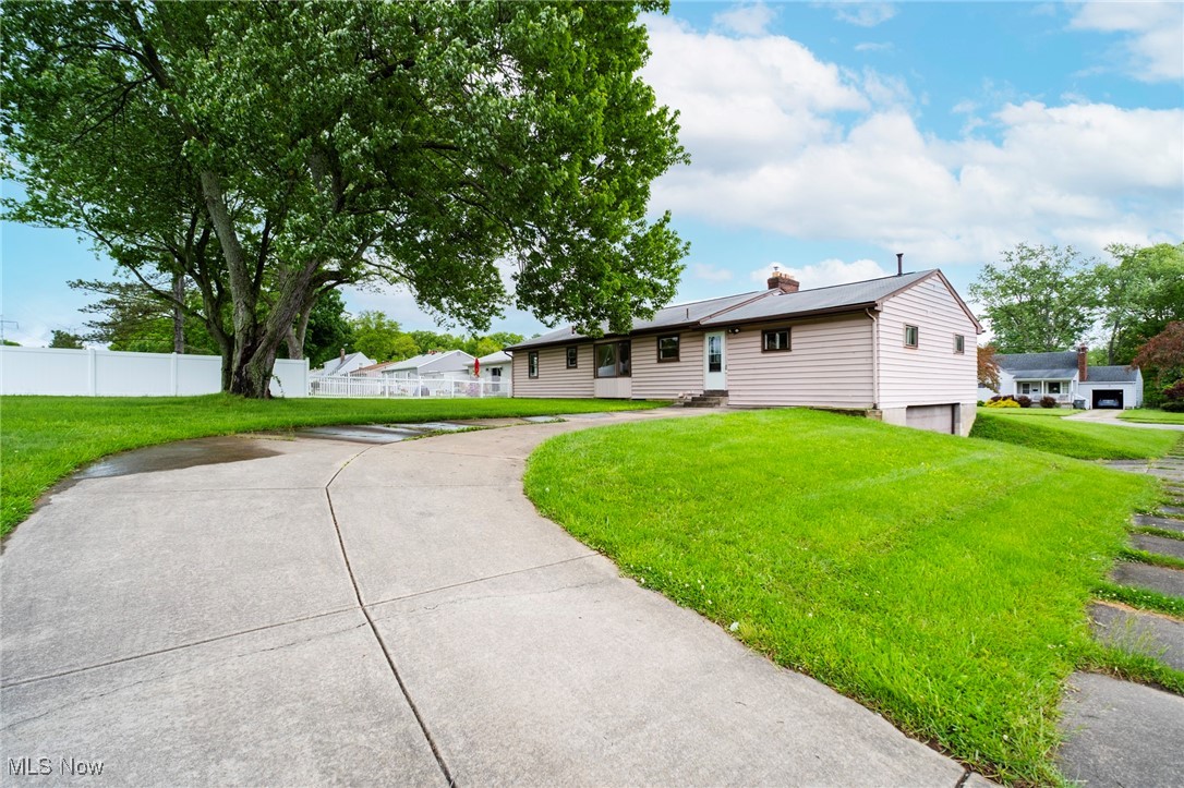 2674 Brunswick Road, Youngstown, Ohio image 19