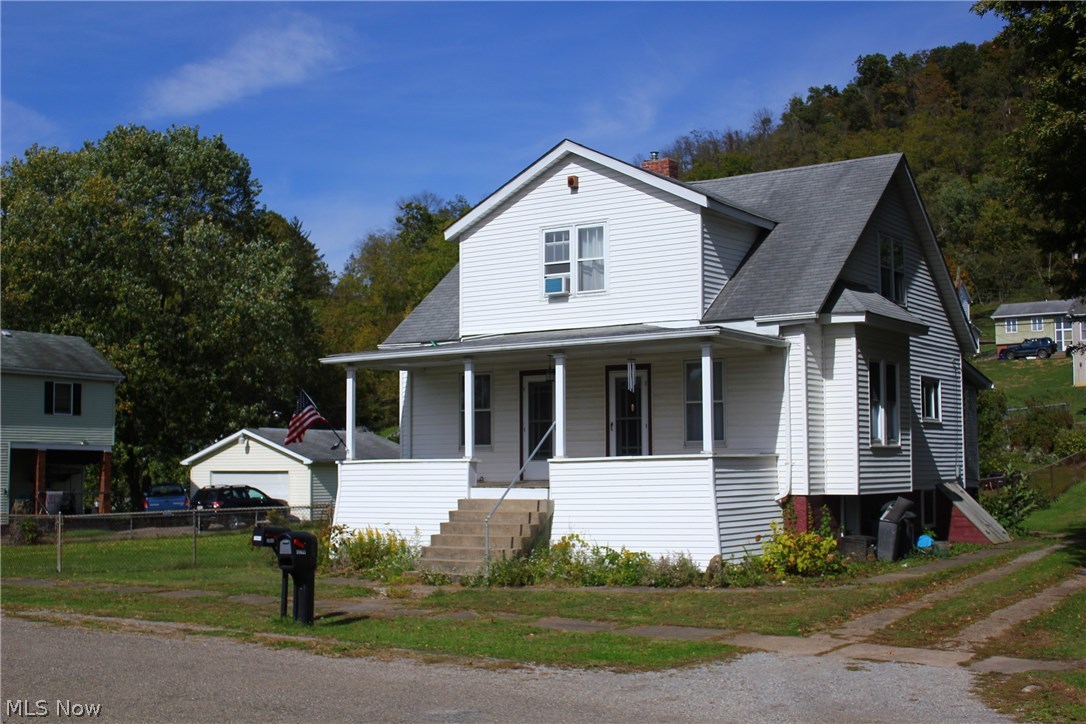 A ton of house for the money! Large rooms, high ceilings, huge fenced-in yard, priced to sell!