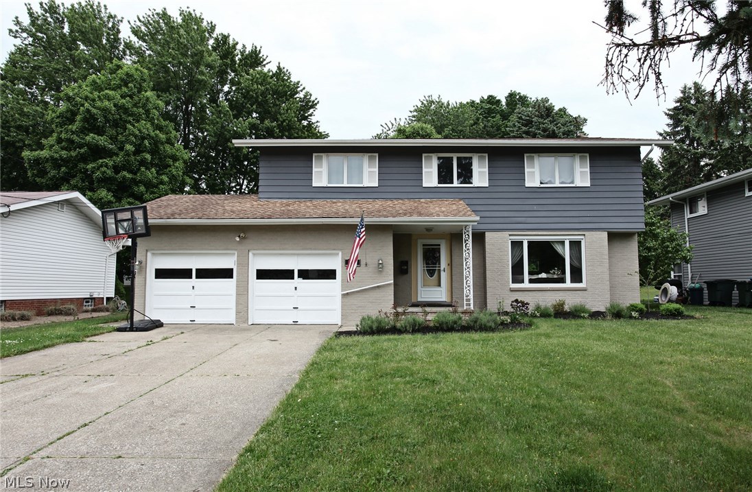 There is room for the whole family in this large 4 Bed room colonial. Move right in, no updates needed. Beautiful hardwood floors are found on the first floor as well as a half bath! Granite counter space for days in the remodeled kitchen. Stainless Steel appliances stay! Generously sized Master suite that boasts hardwood floors, a private balcony and master bath. Master bath includes "His and Her" sinks with a jetted tub/shower Combo. Upstairs you will also find roomy Bedrooms and updated full bath. Book your showing today!