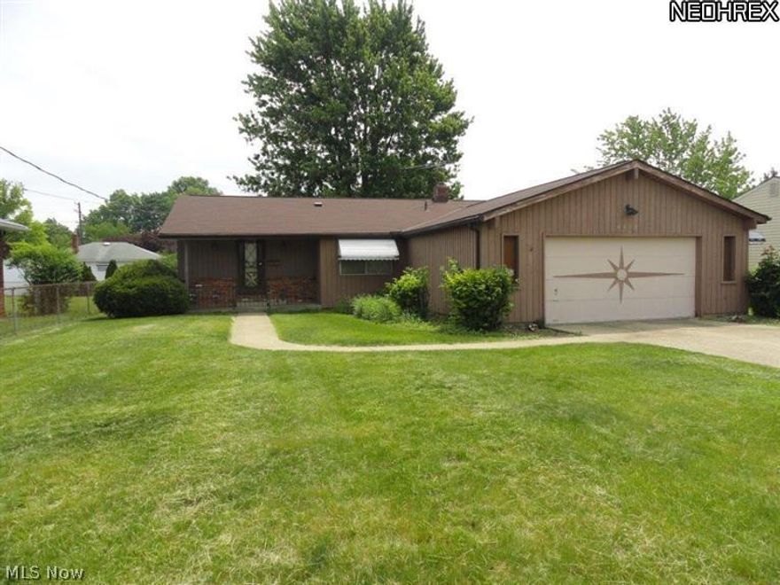 Large 1st floor laundry, 1/2 bath private to master bedroom. Foyer entrance, vaulted ceiling in Living Room. Sun Room off Dining Room. Covered front porch- Ample eating space in Kitchen. 100 amp electrical panel. Needs cometic updates.