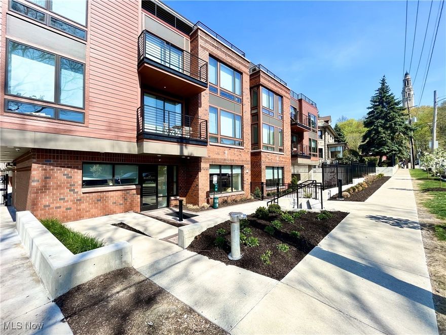 Offering meticulously designed 1, 2, and 3 bedroom residences, The Baricelli is located at a prime address in Cleveland’s Little Italy and University Circle neighborhoods. Located just east of Downtown Cleveland, The Baricelli is situated in a quiet and quaint residential neighborhood in close proximity to the main campuses of world-renowned health systems including the Cleveland Clinic and University Hospitals, as well as Case Western Reserve University. The amenities at The Baricelli apartments were designed with residents in mind. The luxury apartments feature quartz countertops, luxury vinyl tile flooring, an eat-in kitchen with island, walk-in closets, stainless steel appliances, and in-suite washer & dryer. Property amenities include controlled access, private balconies, community outdoor area, fitness center, bike storage & professional management.