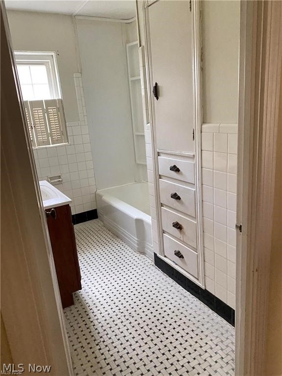 Youngstown City - Residential Income