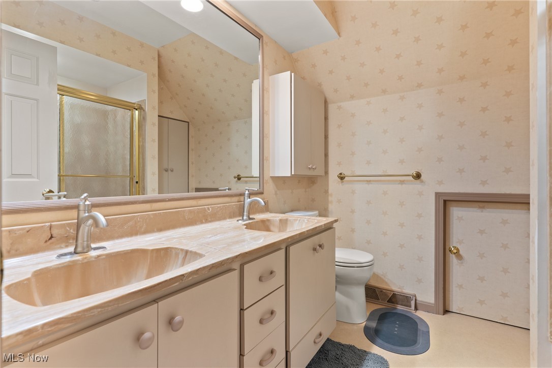 33321 N Burr Oak Drive, Solon, Ohio image 22