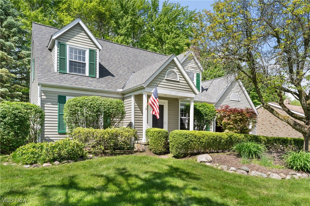33321 N Burr Oak Drive, Solon, Ohio image 3