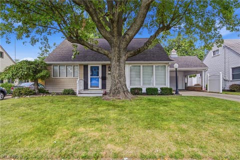 Homes For Sale - 1145 Poplar Avenue<br/> Canton, OH 44710