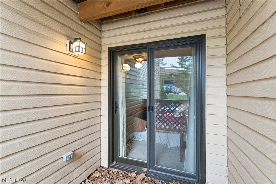 Cuyahoga County Condo - Residential