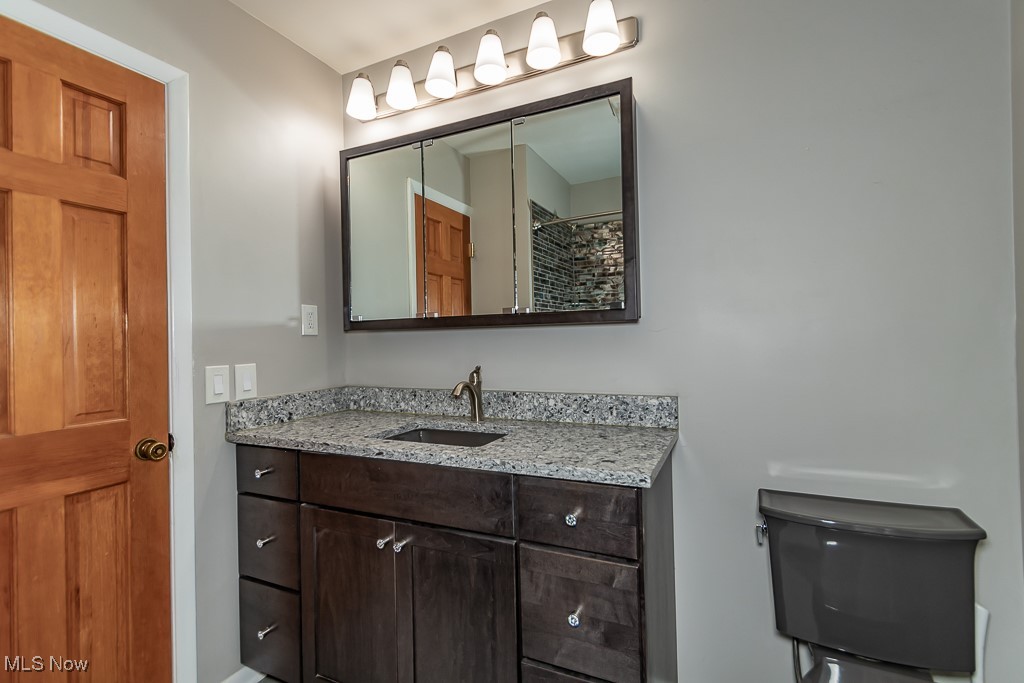 31021 Lake Shore Boulevard, Willowick, Ohio image 25