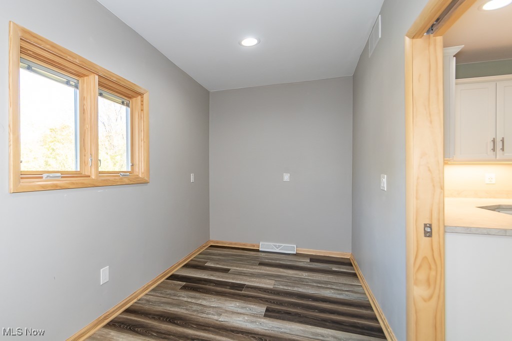 31021 Lake Shore Boulevard, Willowick, Ohio image 20