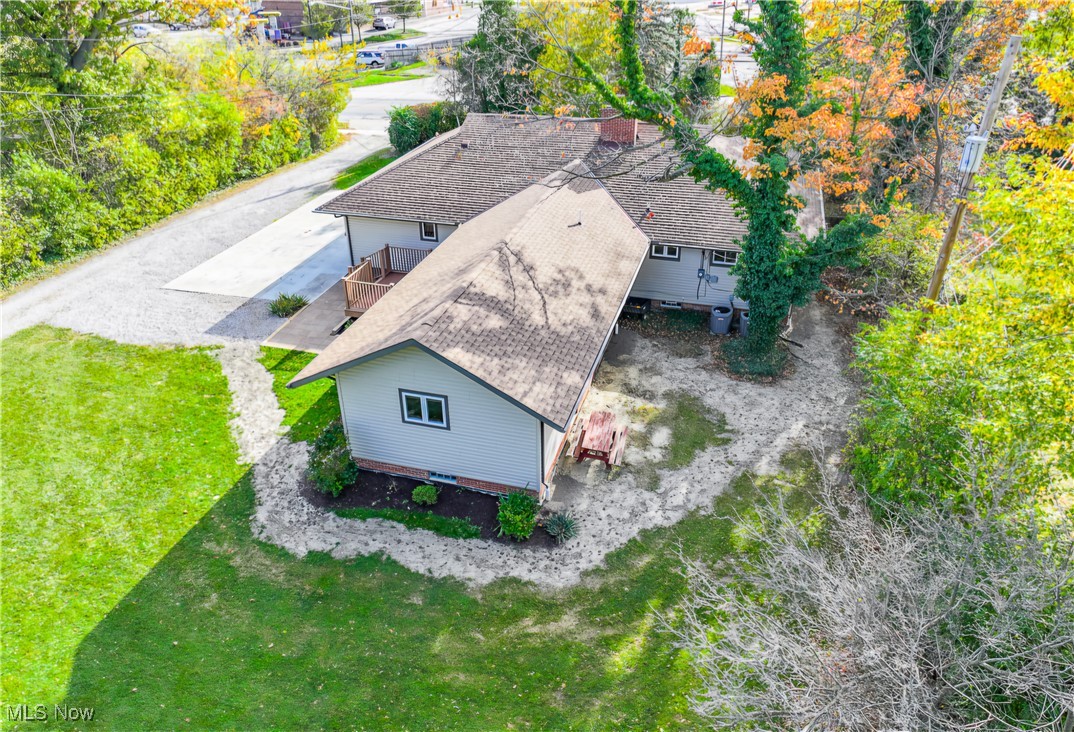 31021 Lake Shore Boulevard, Willowick, Ohio image 39