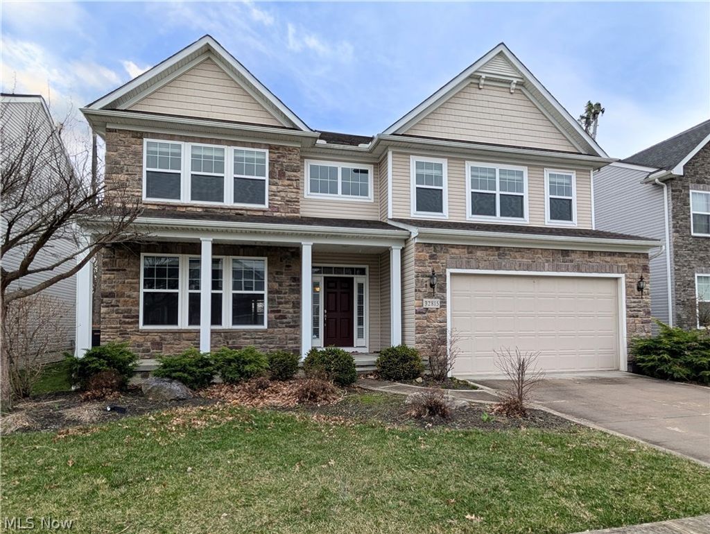 Photo of 32815 Rebecca Lane, Avon Lake, OH 44012 (MLS # 5195170)