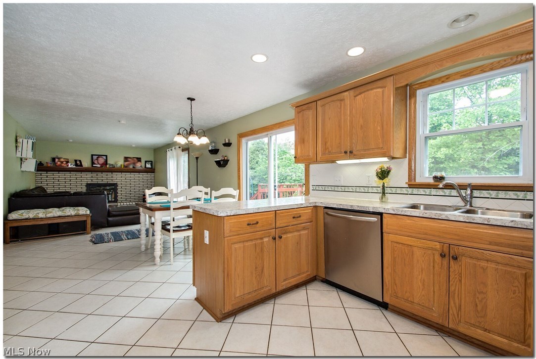 Hillside Acres 01/M Hewkos - Residential