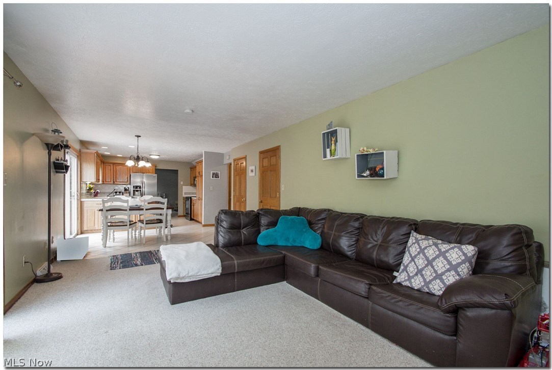 Hillside Acres 01/M Hewkos - Residential