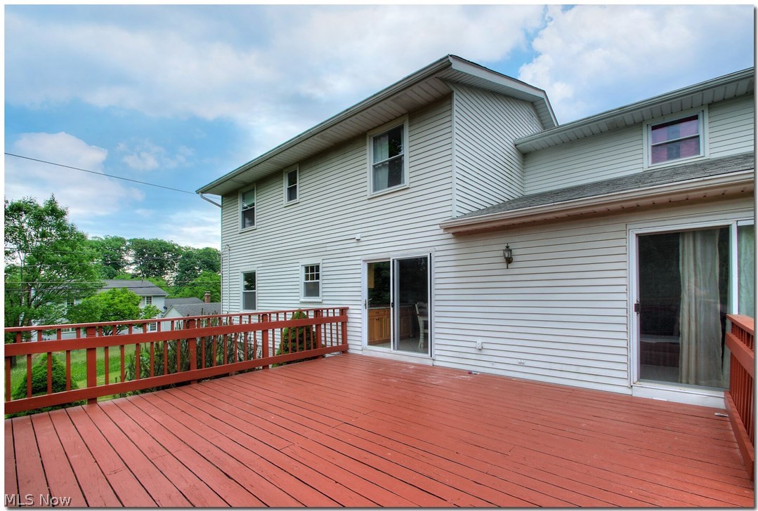 Hillside Acres 01/M Hewkos - Residential