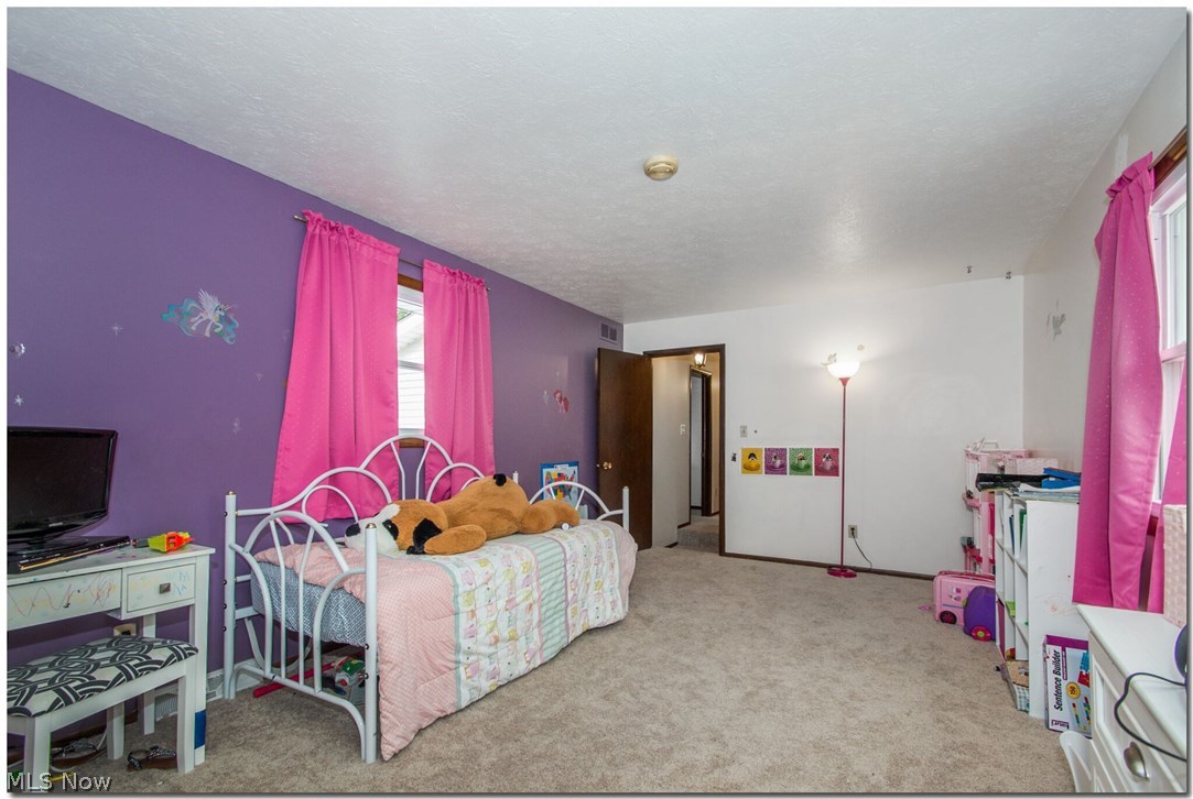 Hillside Acres 01/M Hewkos - Residential