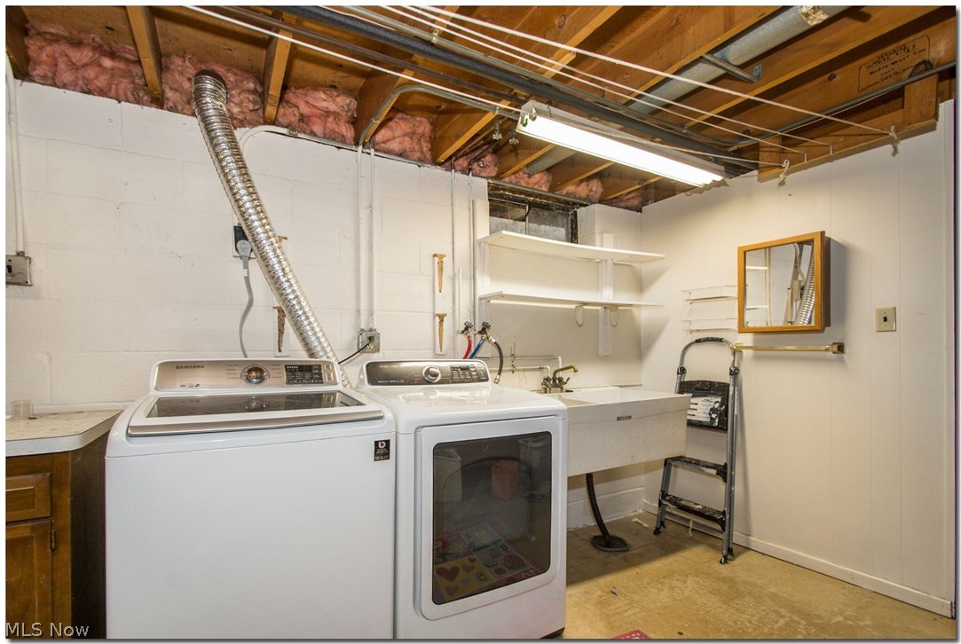 Hillside Acres 01/M Hewkos - Residential