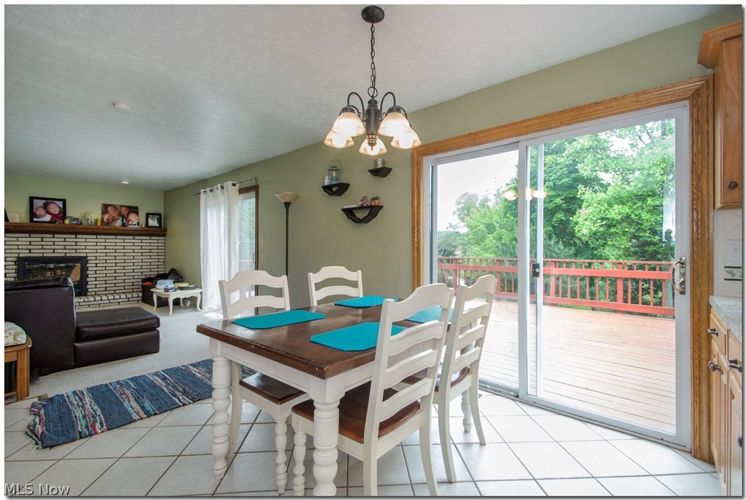 Hillside Acres 01/M Hewkos - Residential