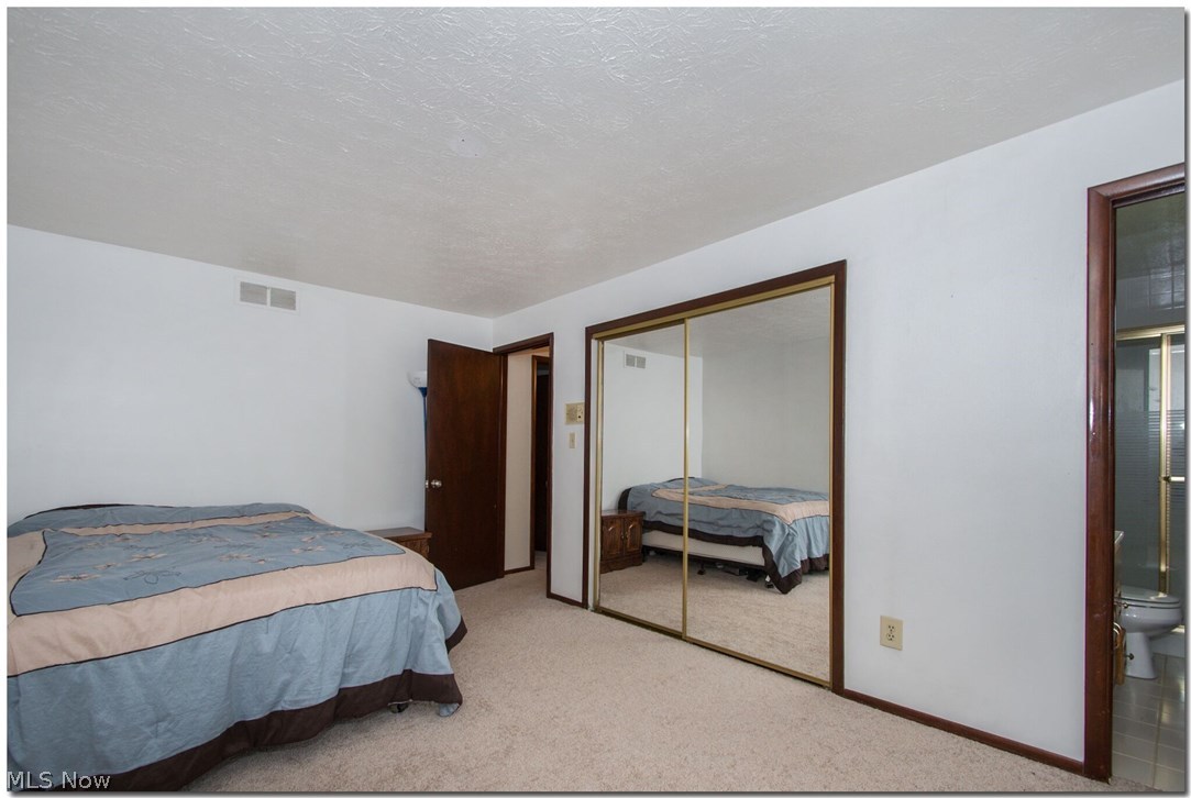 Hillside Acres 01/M Hewkos - Residential