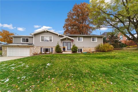 5284 Wiltshire Road North Royalton OH 44133