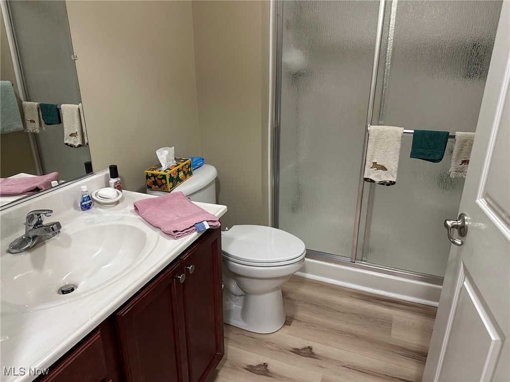 706 Oak Tree Lane Ln, Belpre, Ohio image 9