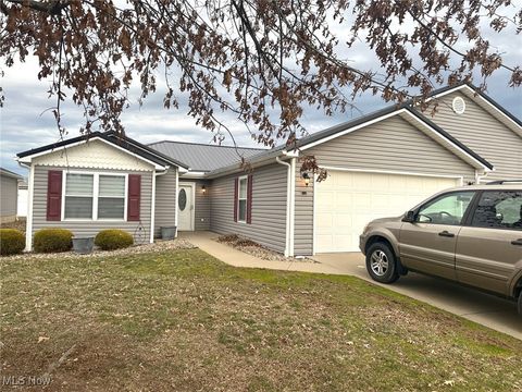 706 Oak Tree Lane, Belpre, OH 45714 - MLS#: 5102970