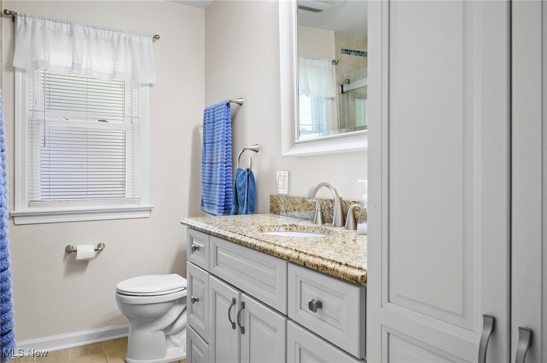 23858 Oak Lane, North Olmsted, Ohio image 15