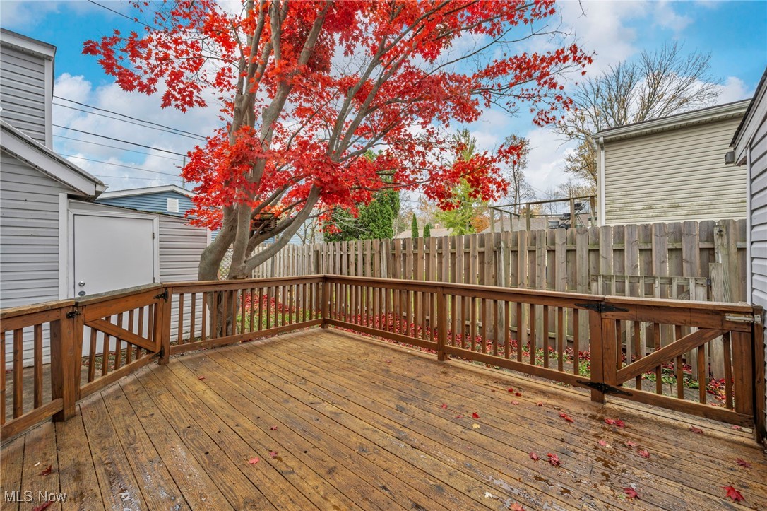 Madison Golf Lakelands Resub No1 - Residential