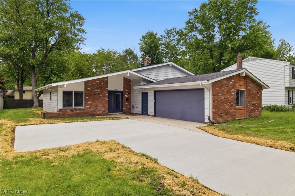 Photo of 6195 Stafford Drive, North Olmsted, OH 44070 (MLS # 5213200)