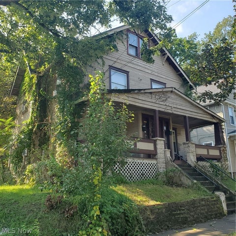 A Hanna HomeFinder account is required to view this listing.