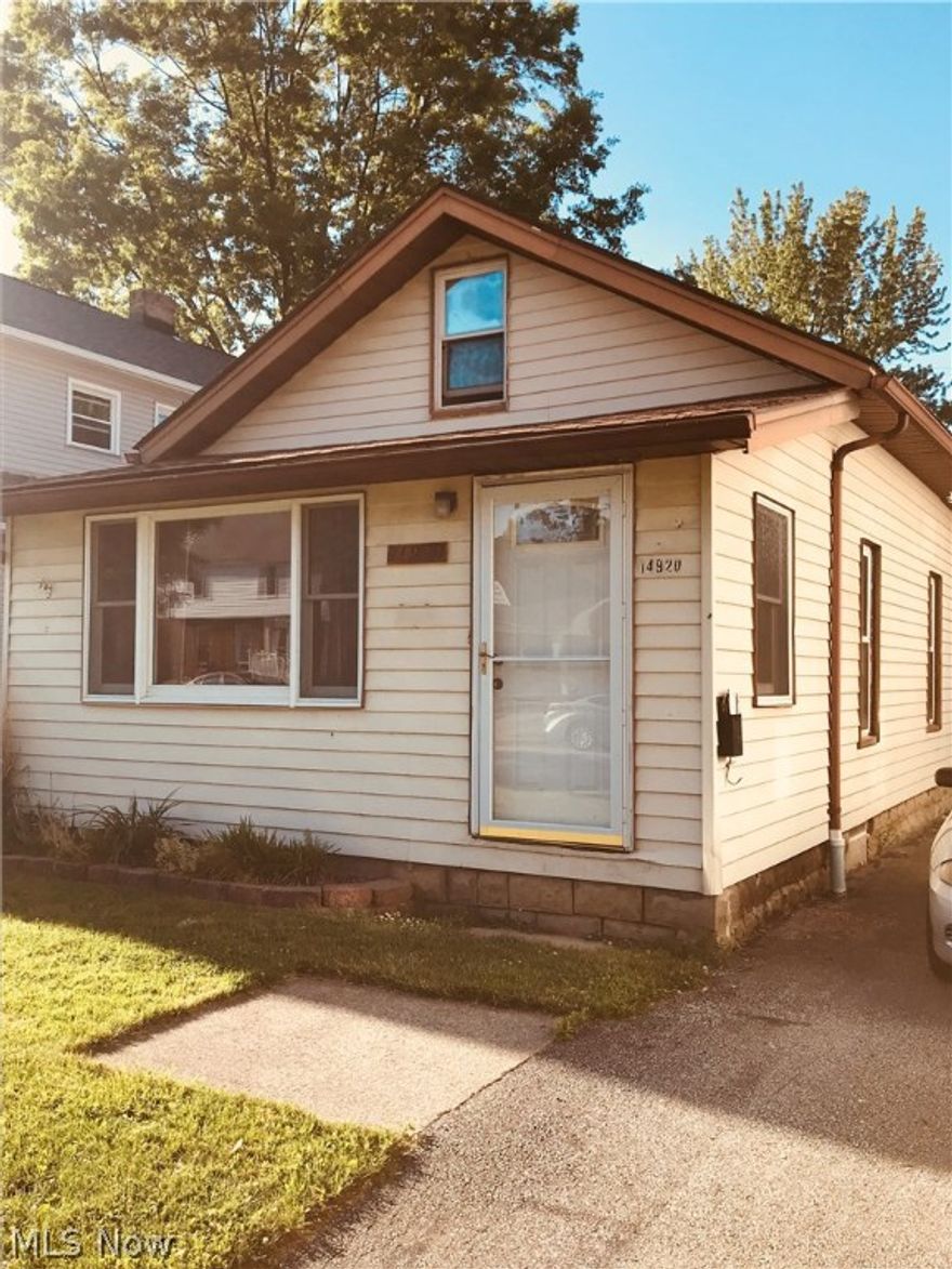 Did someone say investment opportunity??????  One of the best streets in arguably the best city in NorthEast Ohio!  Off the beaten path, yet close to everything, including the highway.  You can't get better than that!  Small little quaint property, fenced in yard, newer heater and water heater, some replacement windows.  Condo living with your own yard, without the condo fees, with great neighbors and a great school system! Priced to sell!