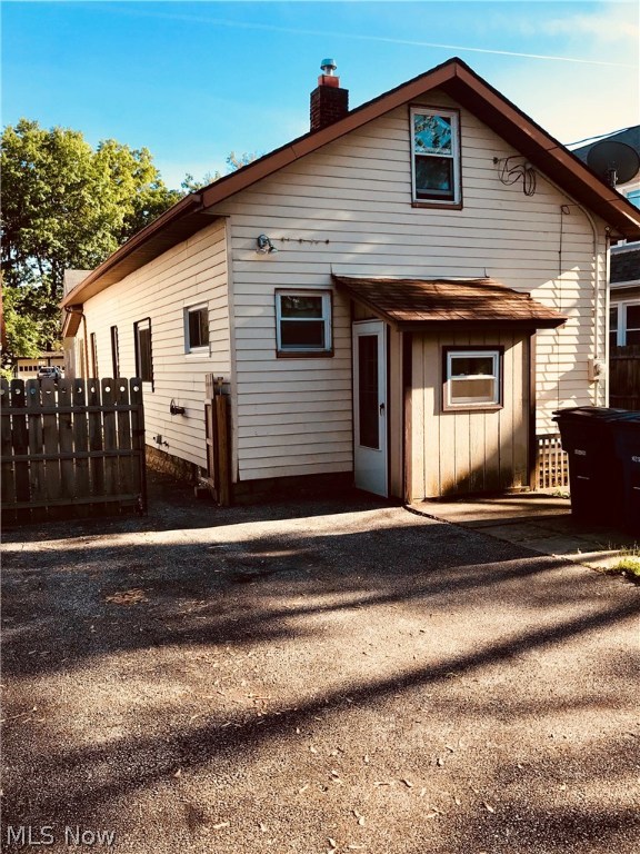 Esther - Residential