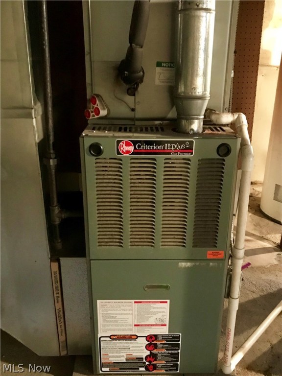 Esther - Residential