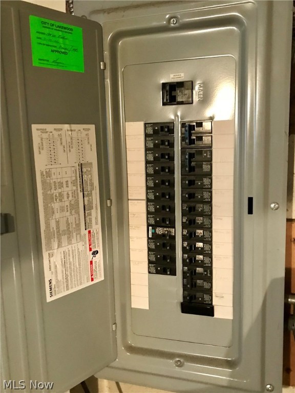 Esther - Residential