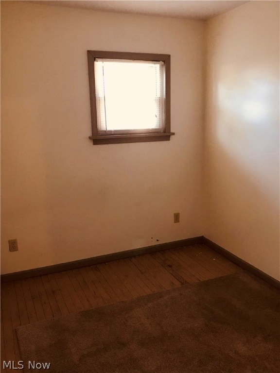 Esther - Residential