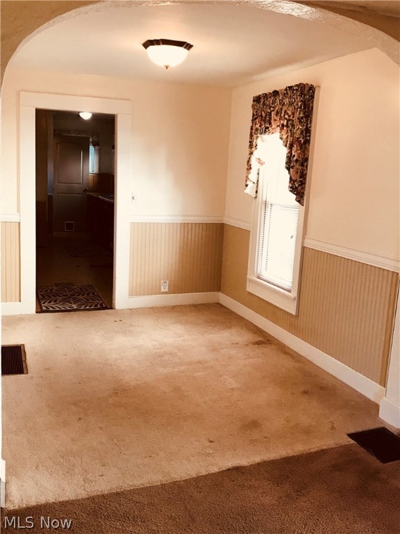 Esther - Residential