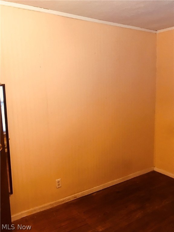 Esther - Residential