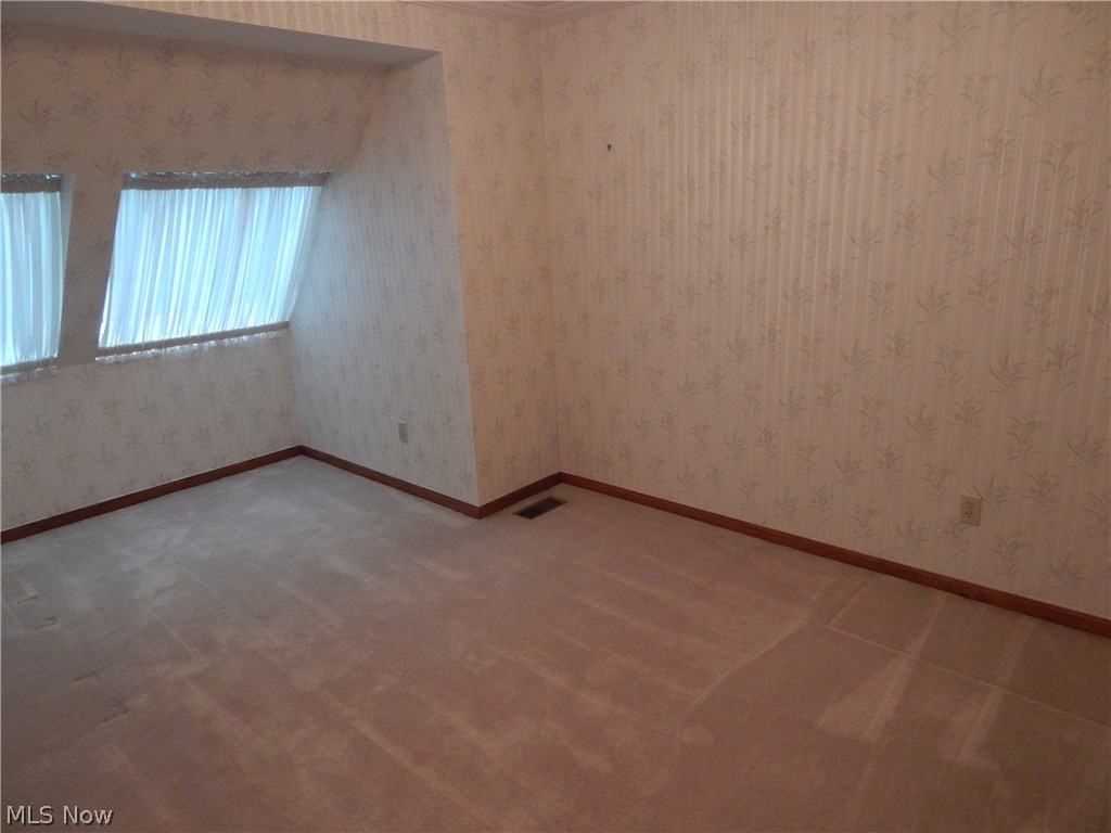 Silver Maple Condo - Residential