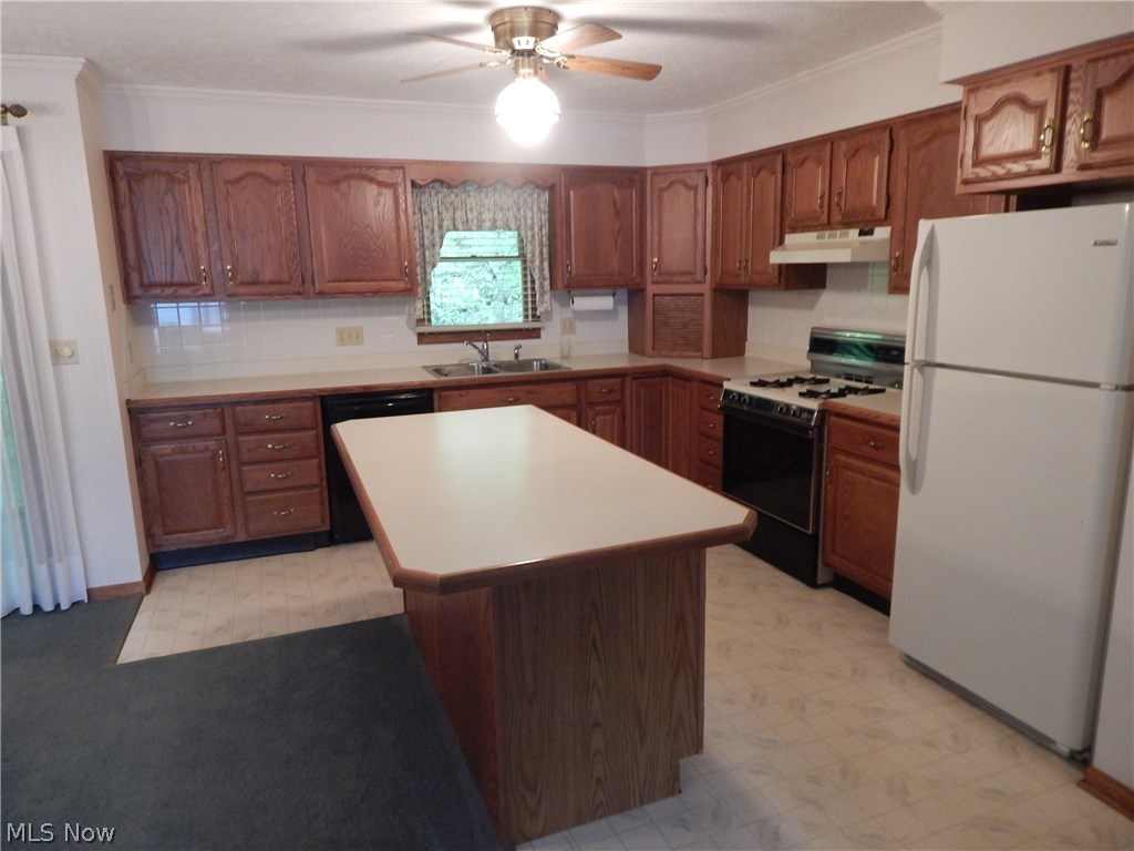 Silver Maple Condo - Residential