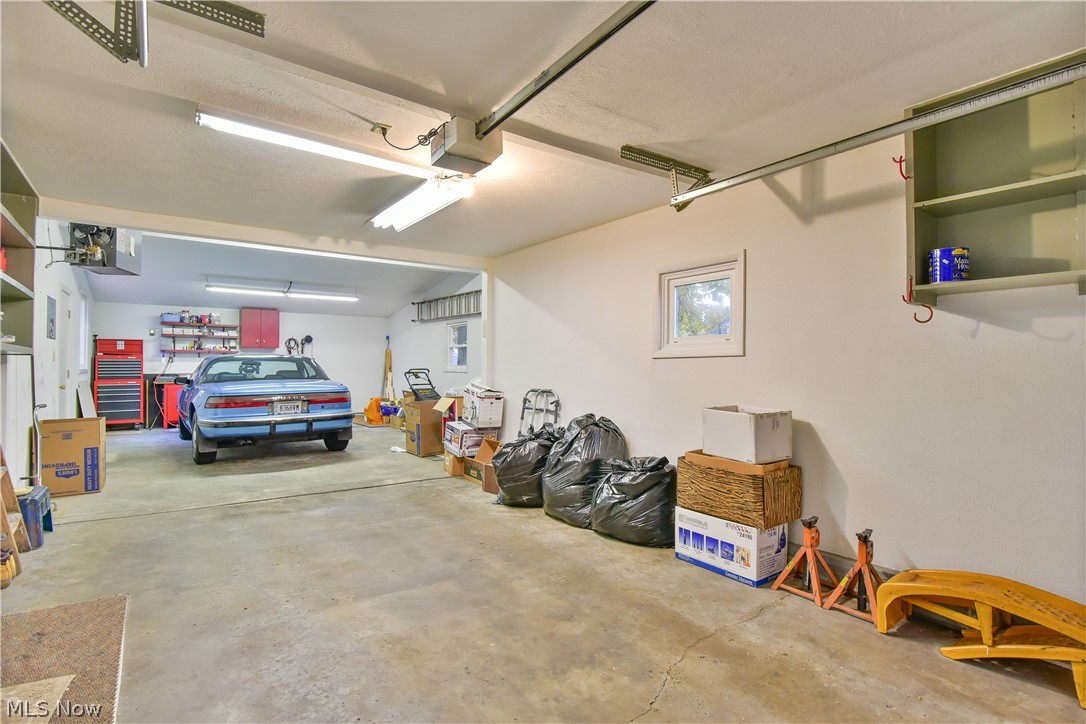 Estates Circle - Residential