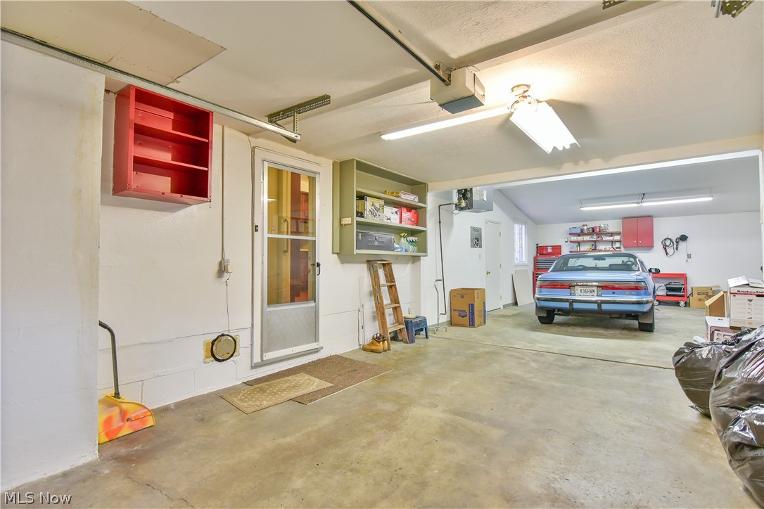 Estates Circle - Residential