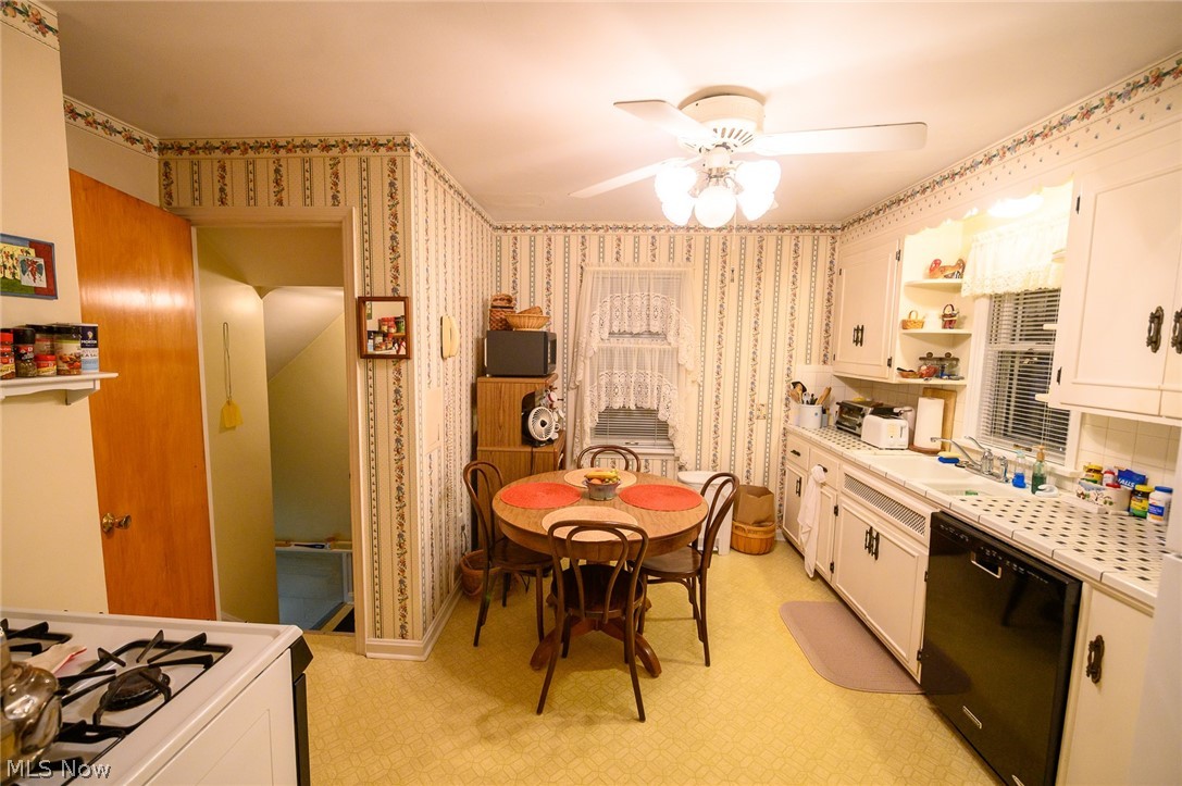 Utopia Beach 04 - Residential