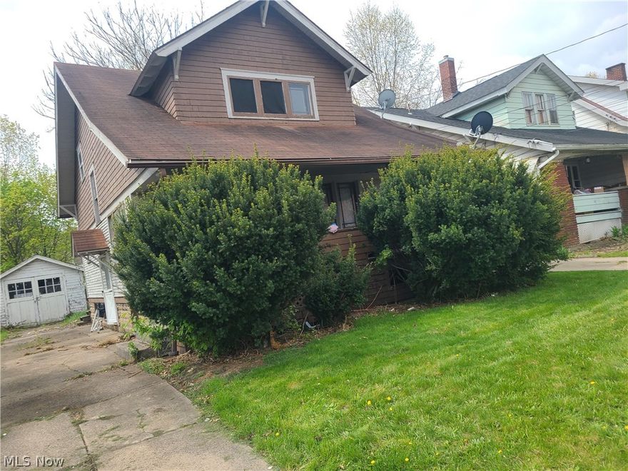 Investors welcome!  Renovations are needed, but there could be a lot of life left in this century-old home!  First floor features an open layout with kitchen, dining room, living room and nook.  Second story includes three nice sized bedrooms and a full bathroom.  Hot water tank new 2020.  All utilities are on and operational currently.  Original hardwood throughout.  Submit an offer!